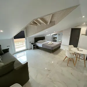 https://almira.hotelschalkidiki.net