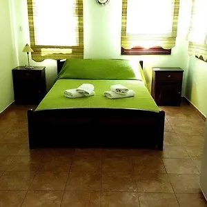 https://pension-anastasia.hotelschalkidiki.net