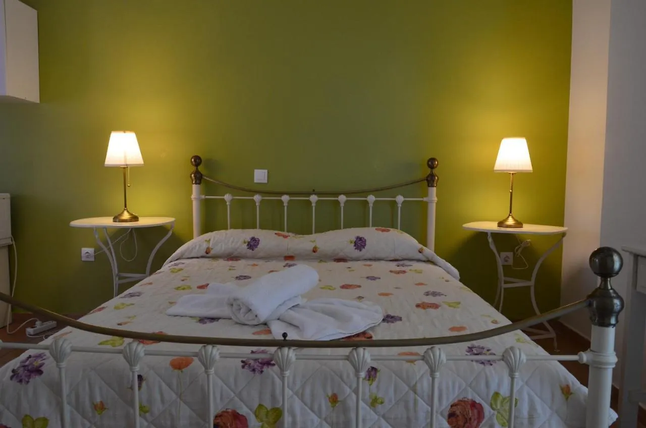 Mirovigli Aparthotel Λέπεδα