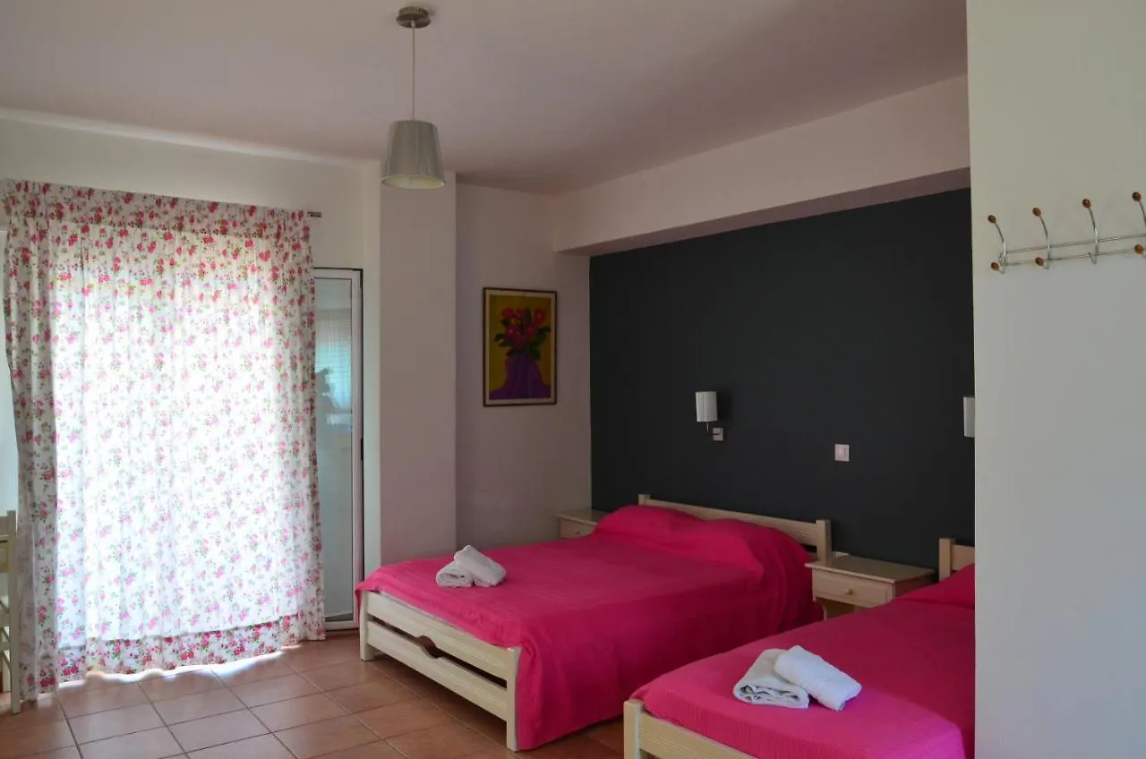 Mirovigli Aparthotel Λέπεδα